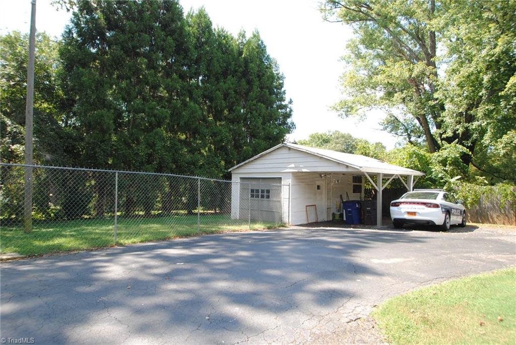 5714 Reynolda Road Winston-Salem, NC 27106 - Photo 9 of 17 Gallery Image 9