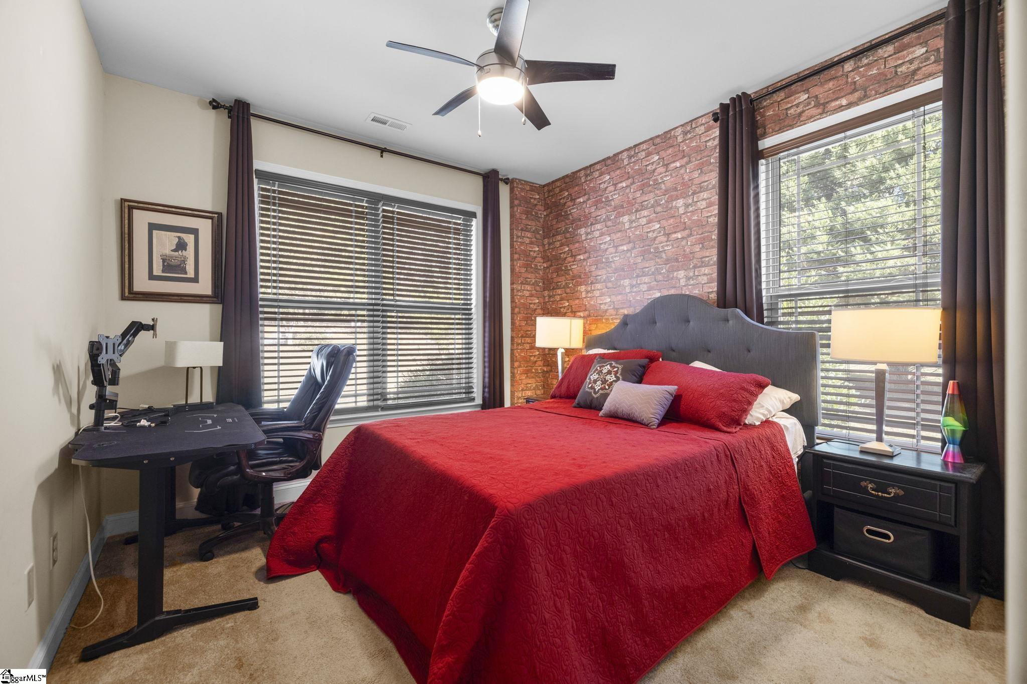 711 Hammett Road Greer, SC 29650 - Photo 18 of 36