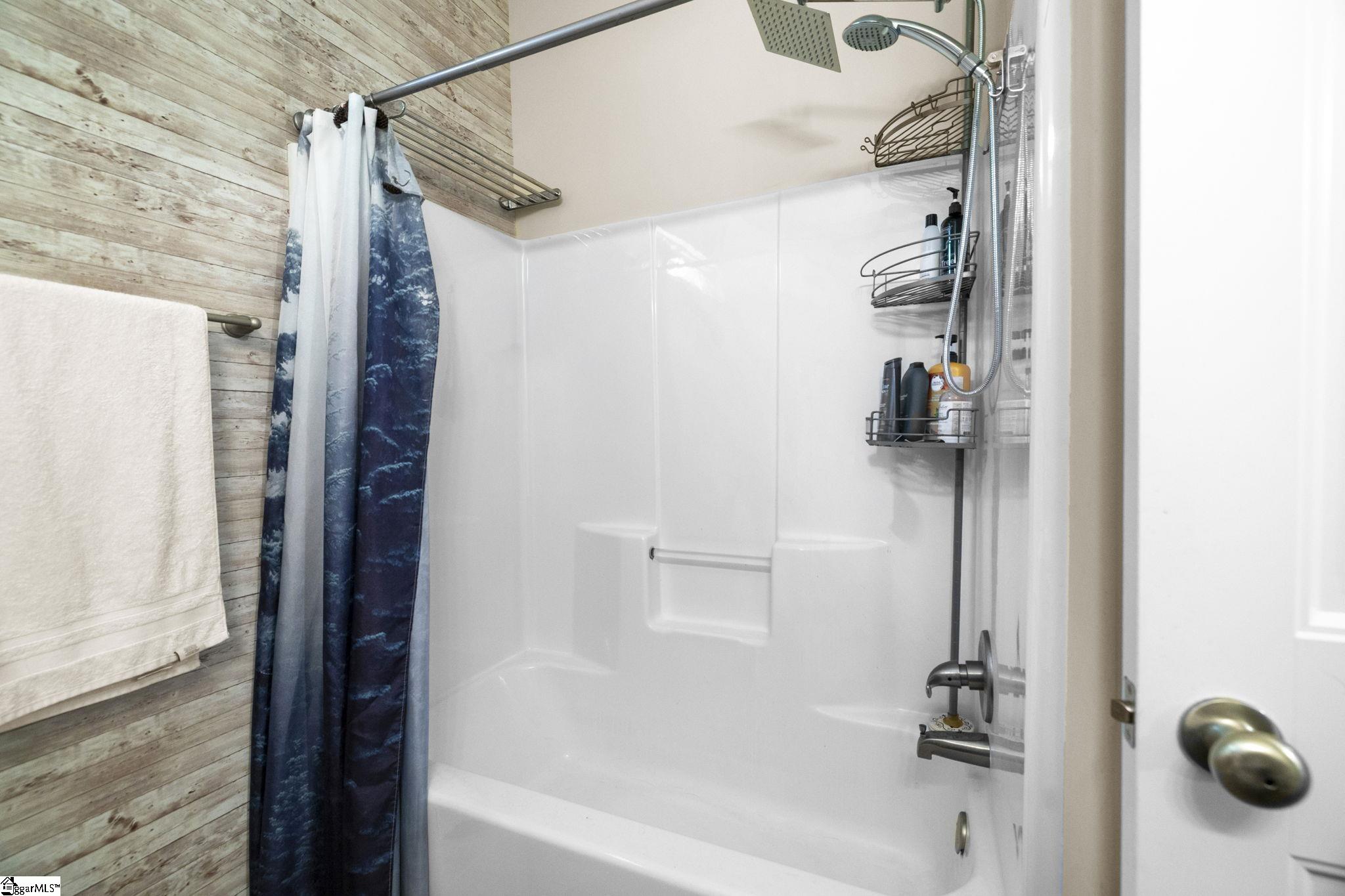 711 Hammett Road Greer, SC 29650 - Photo 21 of 36