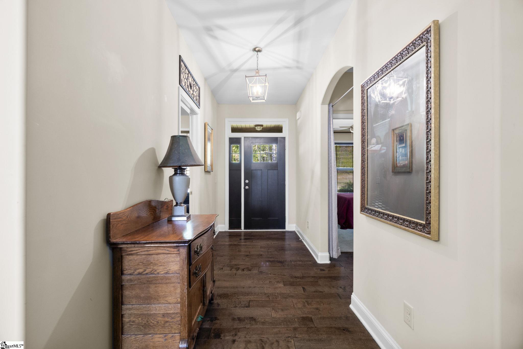 711 Hammett Road Greer, SC 29650 - Photo 5 of 36