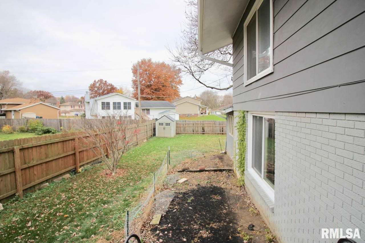 2844 Forest Road Davenport, IA 52803 - Photo 20 of 23 Gallery Image 20