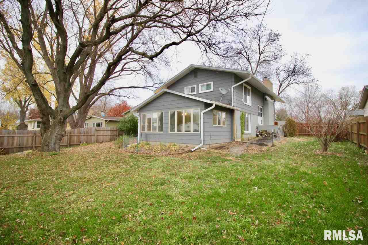2844 Forest Road Davenport, IA 52803 - Photo 2 of 23 Gallery Image 2
