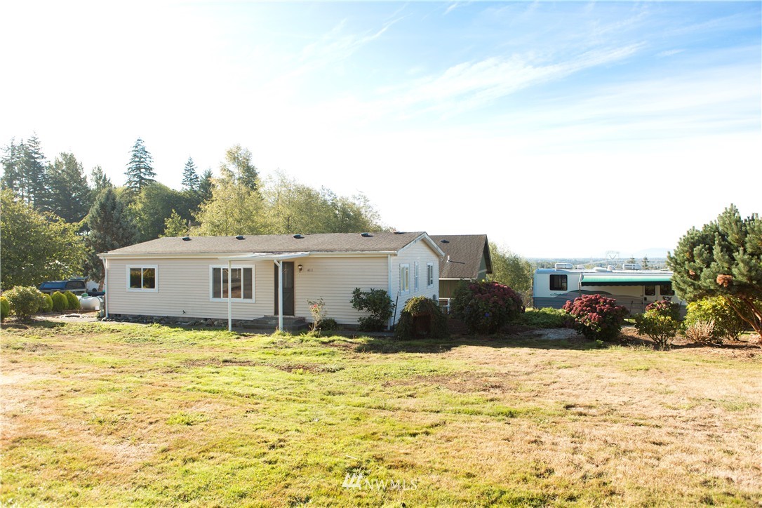 4311 H St Road Blaine, WA 98230 - Photo 2 of 24 Gallery Image 2