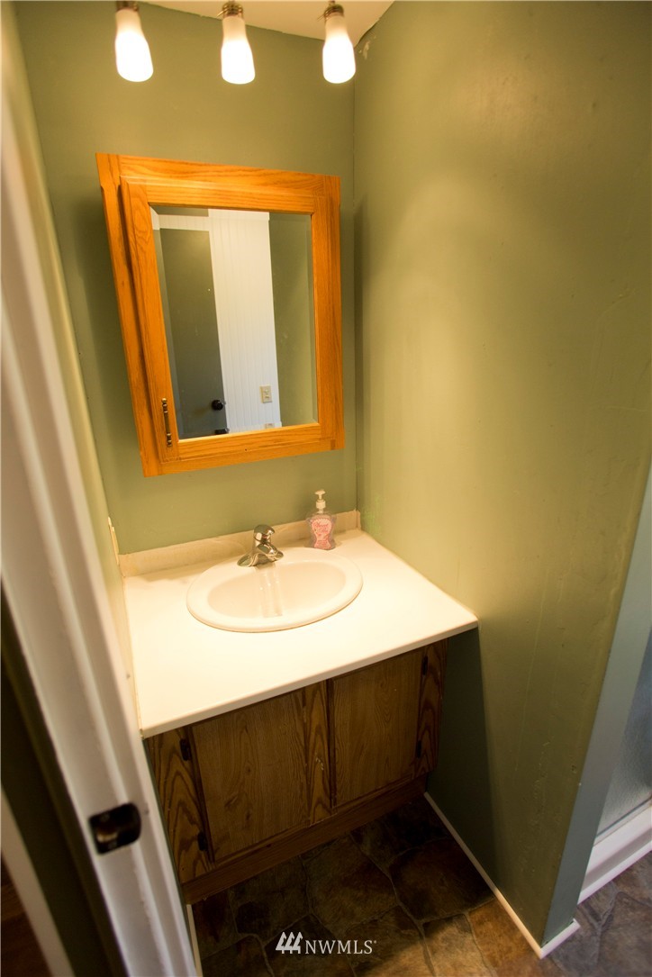 4311 H St Road Blaine, WA 98230 - Photo 14 of 24 Gallery Image 14
