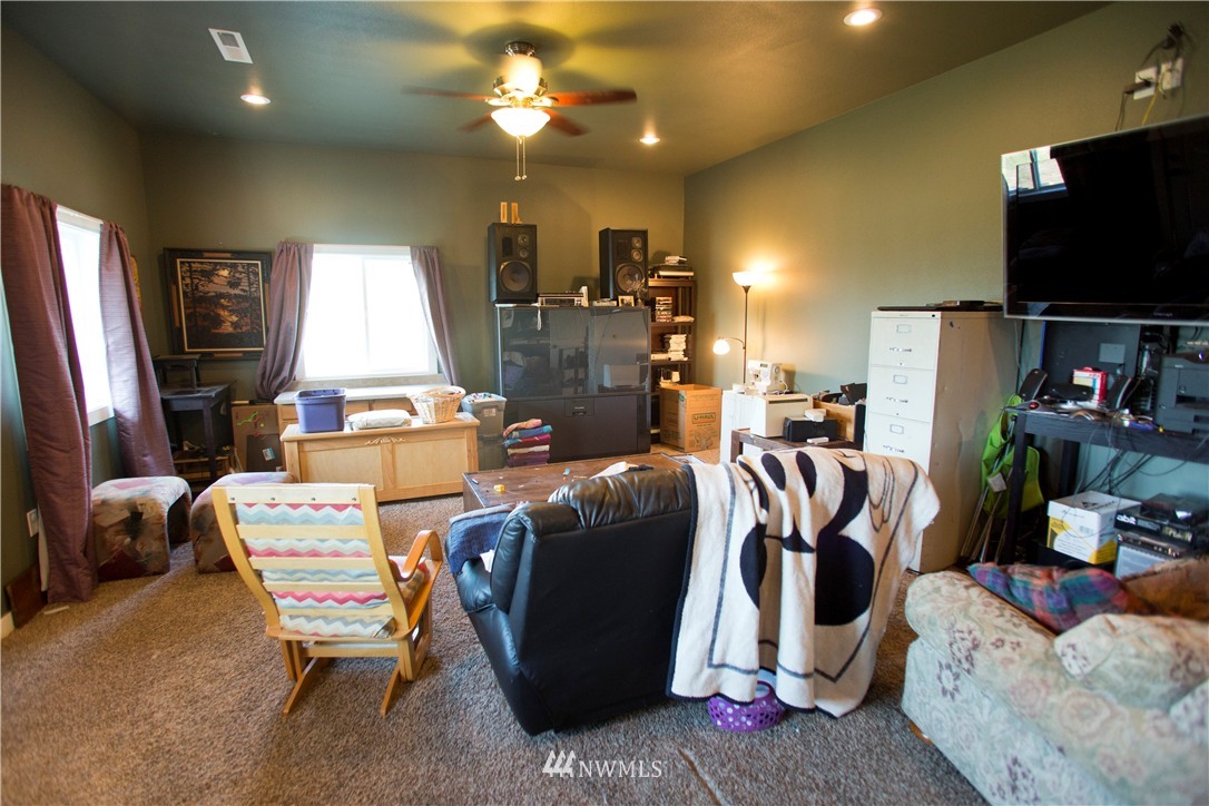 4311 H St Road Blaine, WA 98230 - Photo 15 of 24 Gallery Image 15