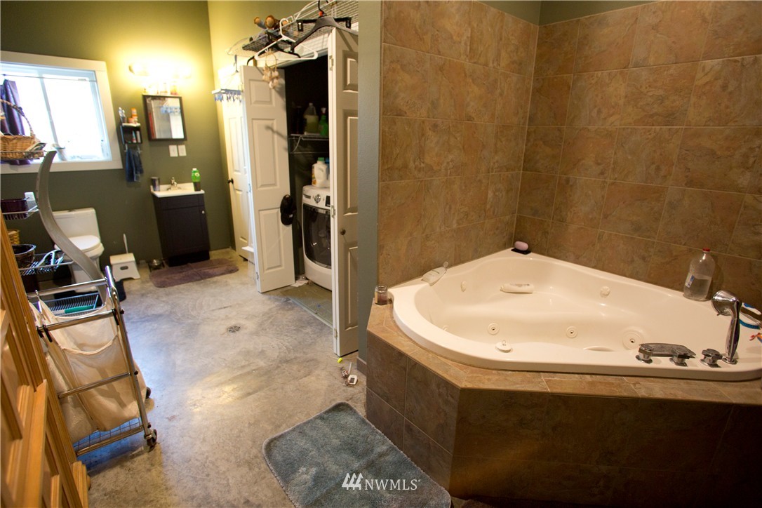 4311 H St Road Blaine, WA 98230 - Photo 20 of 24 Gallery Image 20