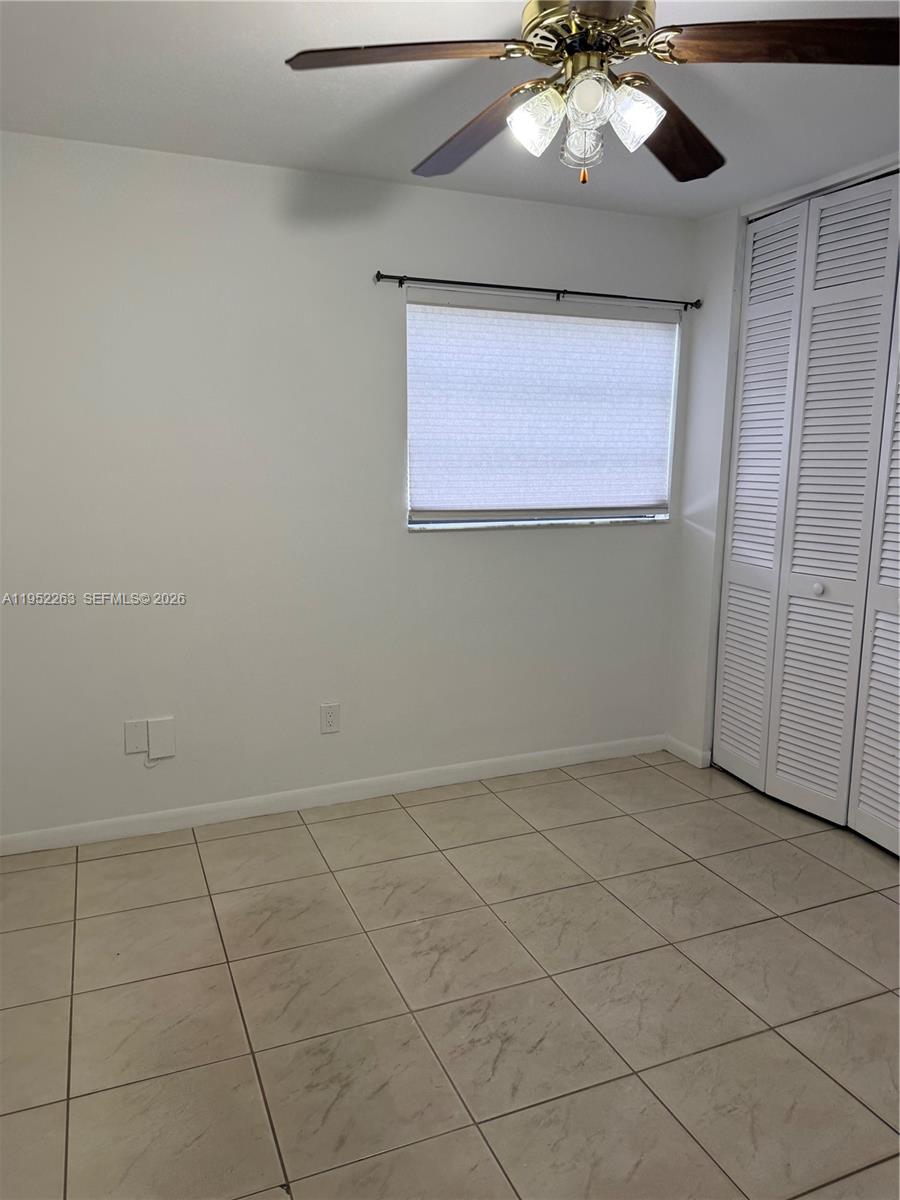 11041 Southwest 140th Avenue Miami, FL 33186 - Photo 15 of 19