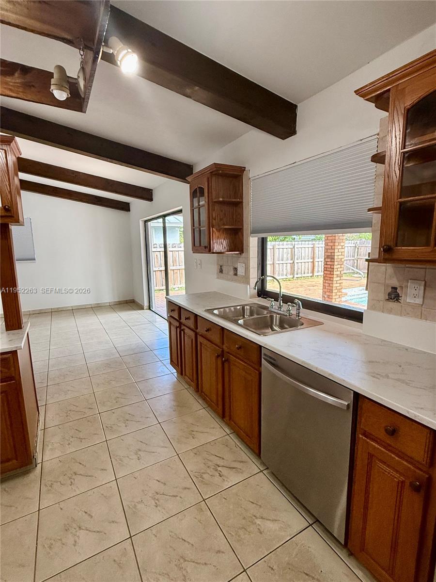 11041 Southwest 140th Avenue Miami, FL 33186 - Photo 4 of 19