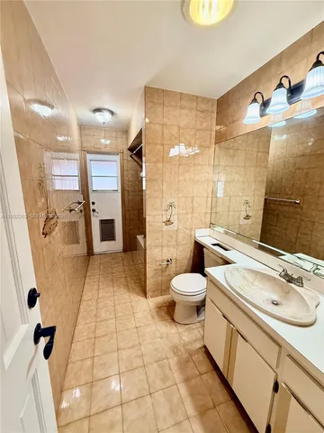 $4,750 | 11041 Southwest 140th Avenue, Miami, FL 33186