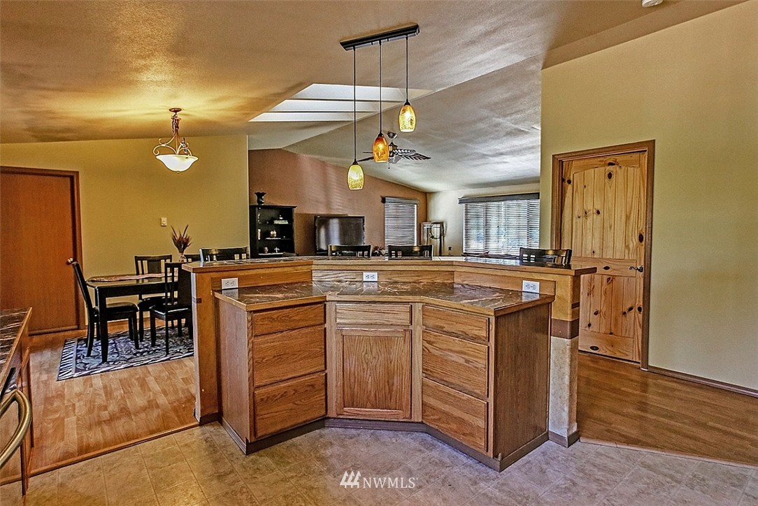 291 East Rasor Road Belfair, WA 98528 - Photo 10 of 24 Gallery Image 10