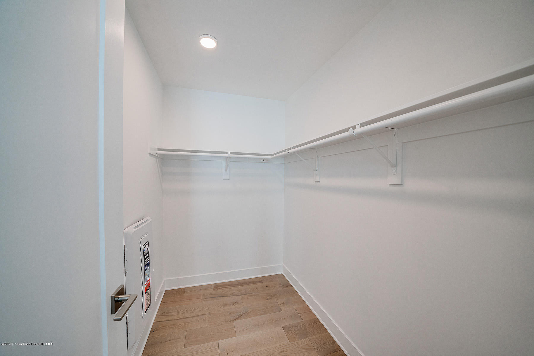 855 Hyperion Avenue Los Angeles, CA 90029 - Photo 19 of 35