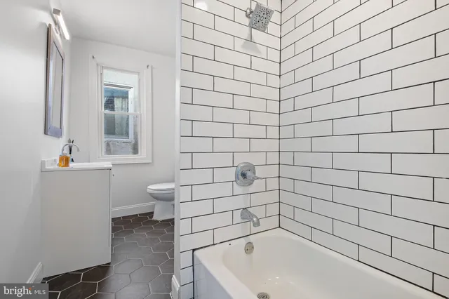 $165,000 | 36 East 23rd Street, Wilmington, DE 19802