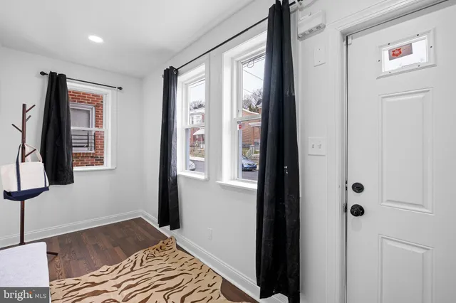 $165,000 | 36 East 23rd Street, Wilmington, DE 19802