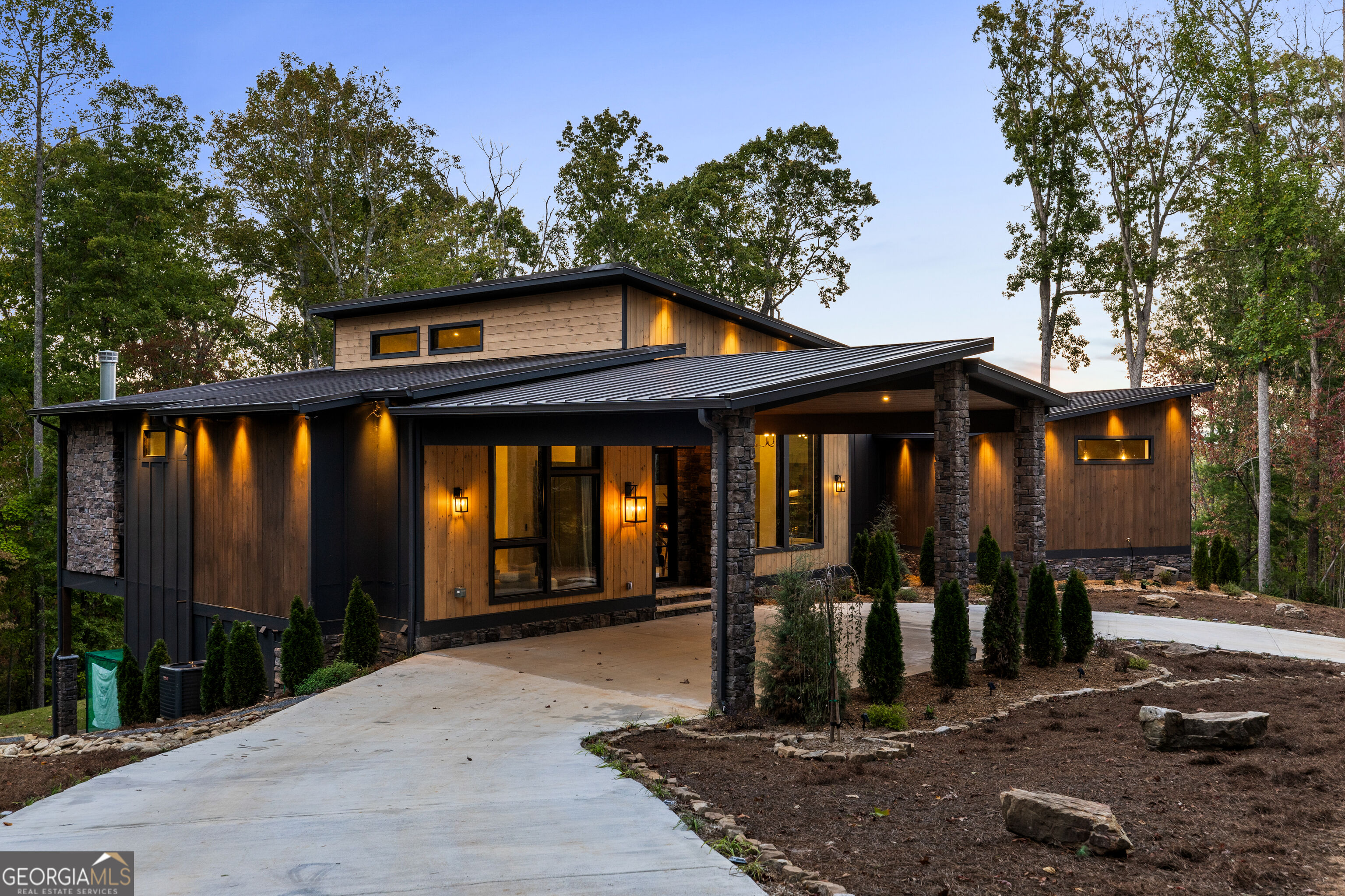 103 Dry Branch Road Blue Ridge, GA 30513 - Photo 1 of 70 Gallery Image 1