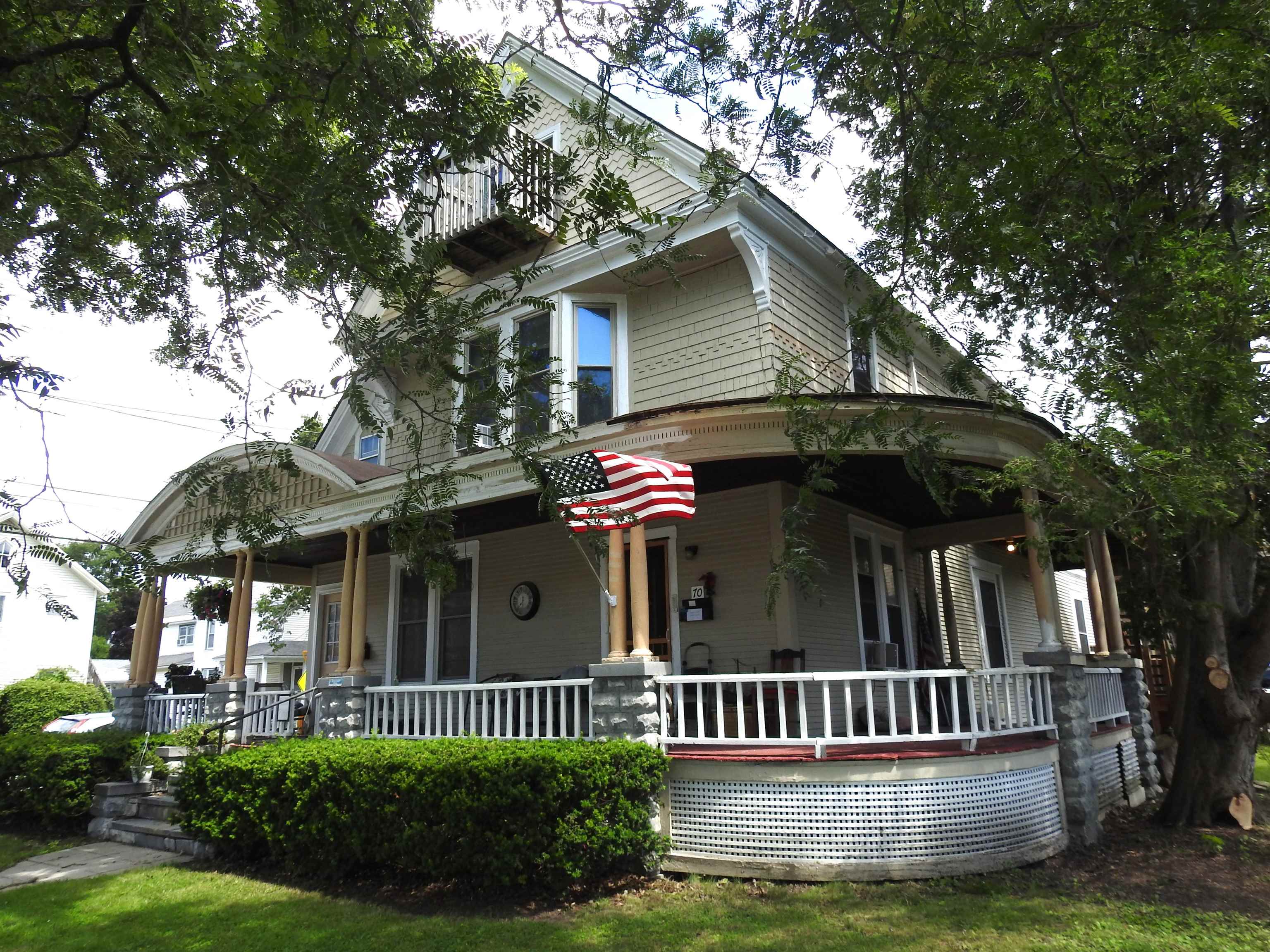70 Church Street Rutland, VT 05701 - Photo 3 of 10