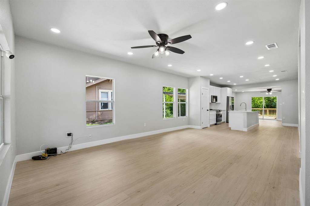 312 Leads Street Dallas, TX 75203 - Photo 5 of 27