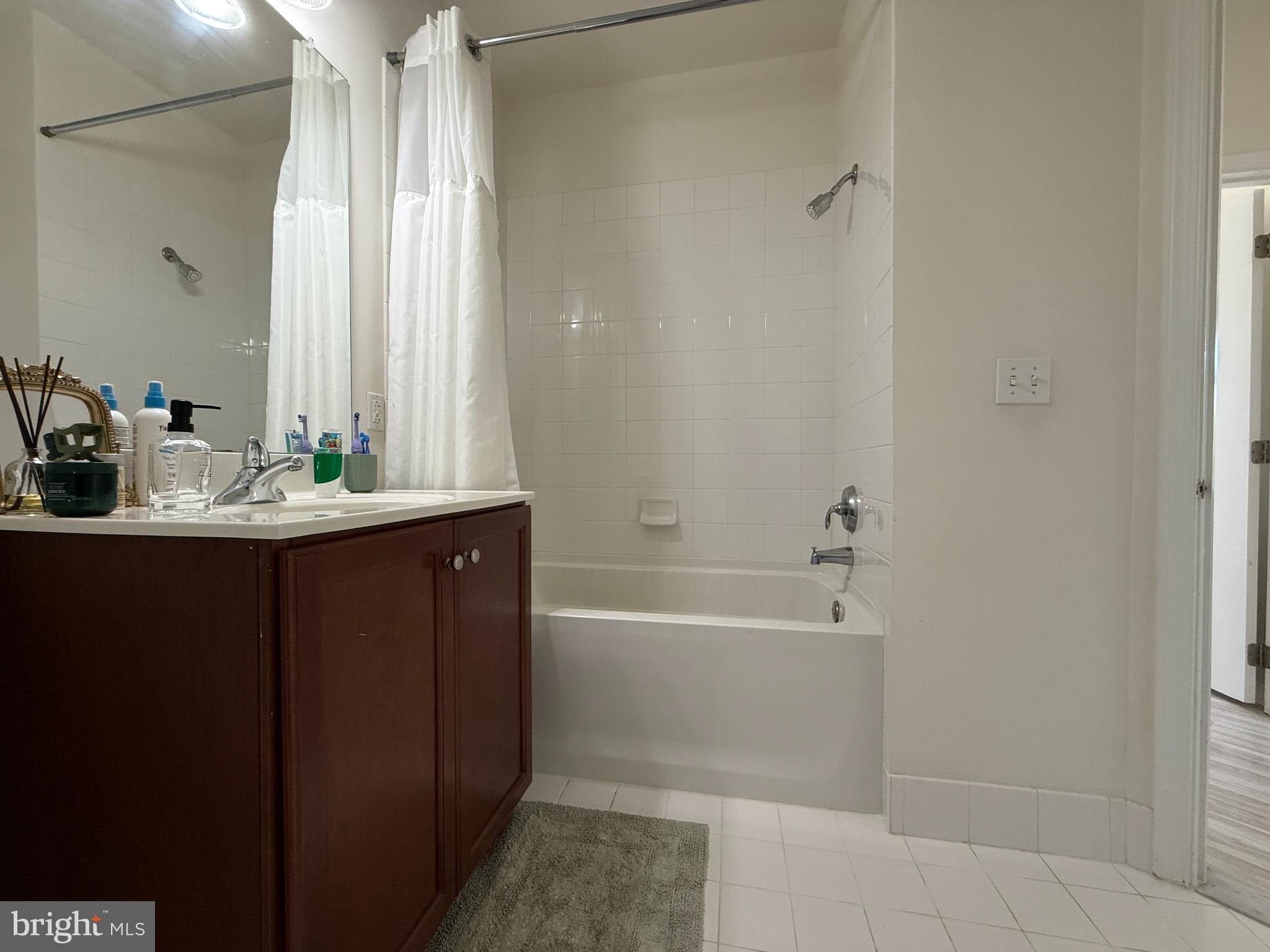 220 Carson Terrace Huntingdon Valley, PA 19006 - Photo 20 of 38