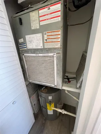 $2,100 | 6228 Northwest 4th Avenue, Unit REAR, Miami, FL 33150