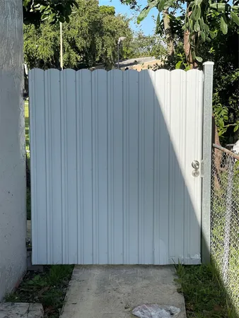 $2,100 | 6228 Northwest 4th Avenue, Unit REAR, Miami, FL 33150