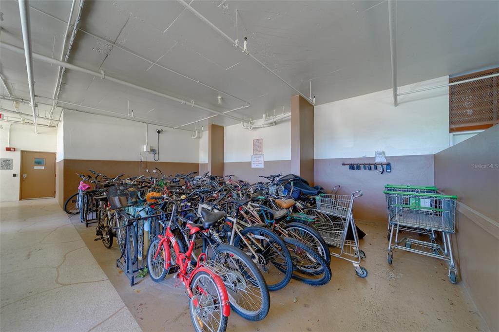 255 Dolphin Point, Unit 802 Clearwater Beach, FL 33767 - Photo 34 of 41