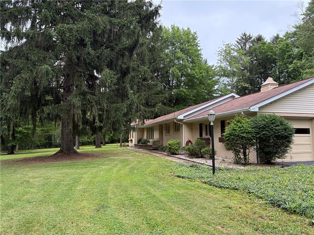 397 Hadley Road Greenville, PA 16125 - Photo 3 of 17