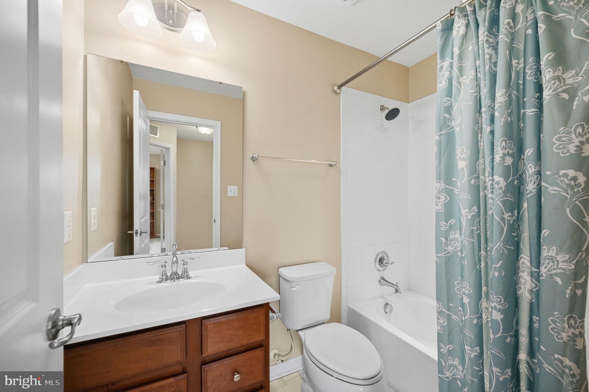 229 Mountain Laurel Boulevard Ranson, WV 25438 - Photo 13 of 19