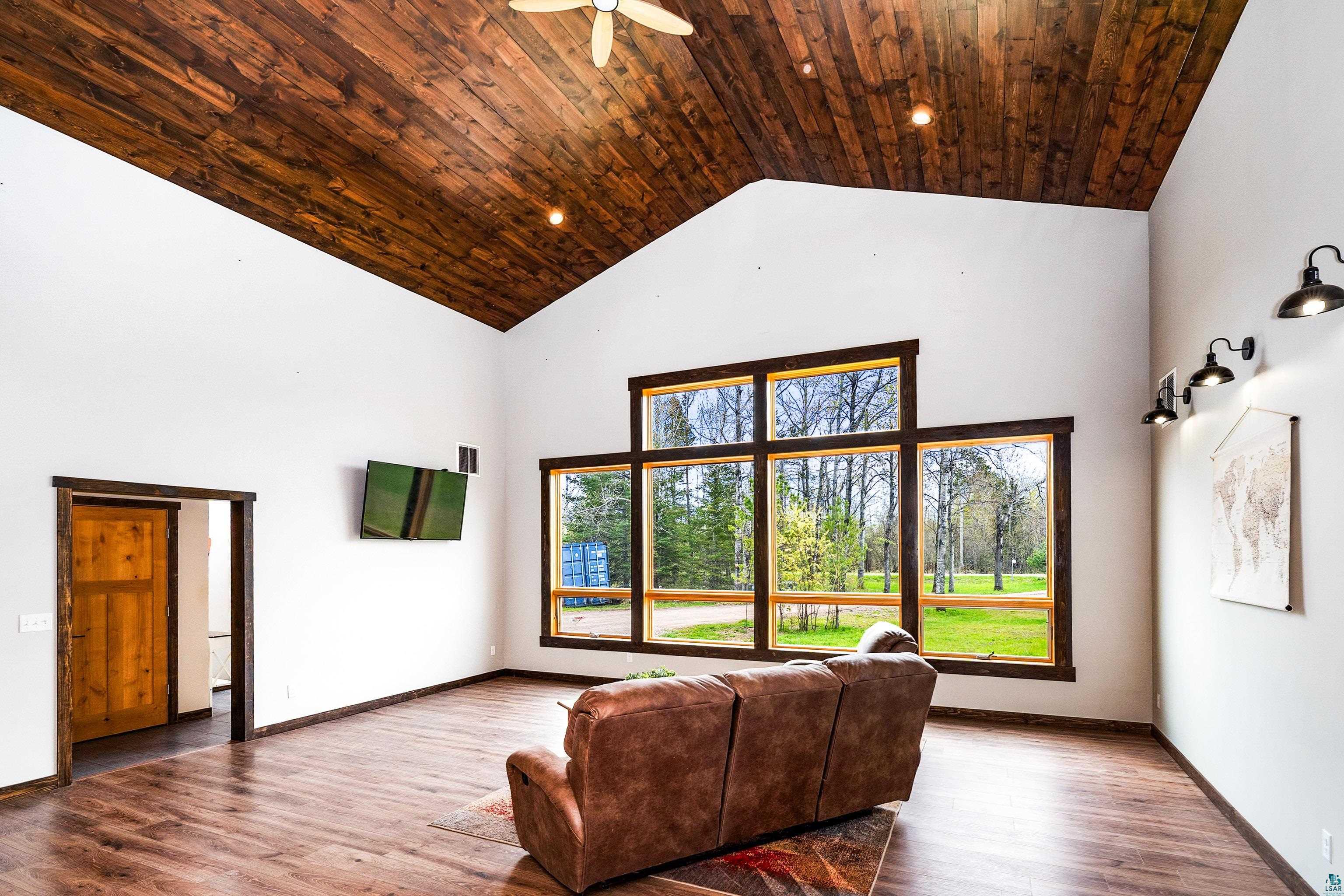 3951 Fairview Road Duluth, MN 55803 - Photo 5 of 42