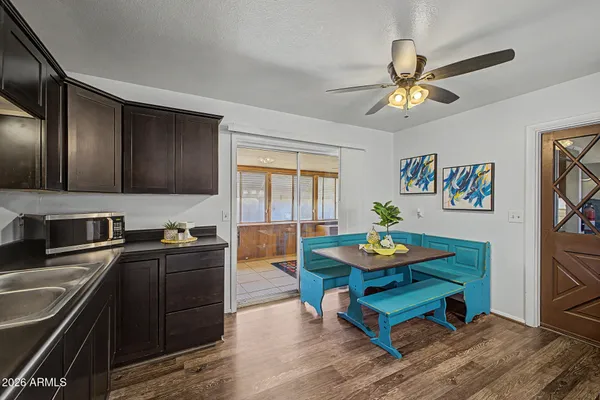 $319,999 | 1725 West Pepper Place, Mesa, AZ 85201