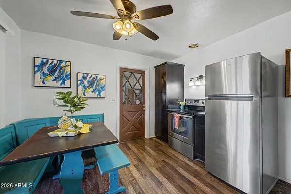 $319,999 | 1725 West Pepper Place, Mesa, AZ 85201