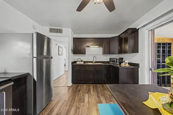 $319,999 | 1725 West Pepper Place, Mesa, AZ 85201