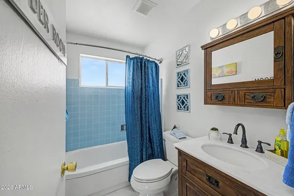 $319,999 | 1725 West Pepper Place, Mesa, AZ 85201