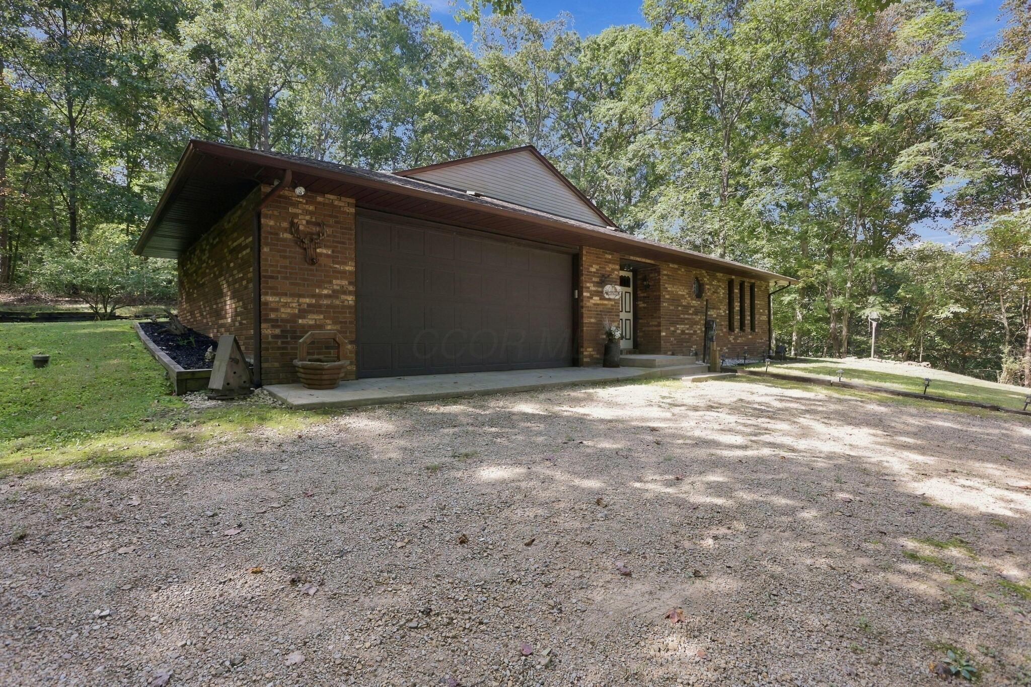 34199 Keller Road Logan, OH 43138 - Photo 3 of 79 34199 Keller Road, Logan, OH