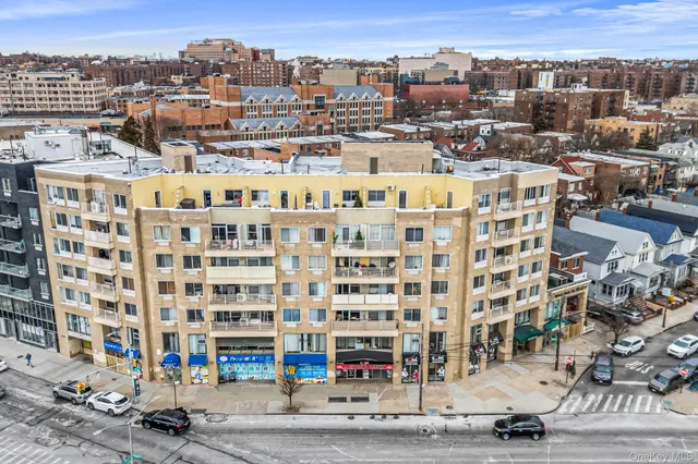 $688,000 | 8115 Queens Boulevard | Elmhurst