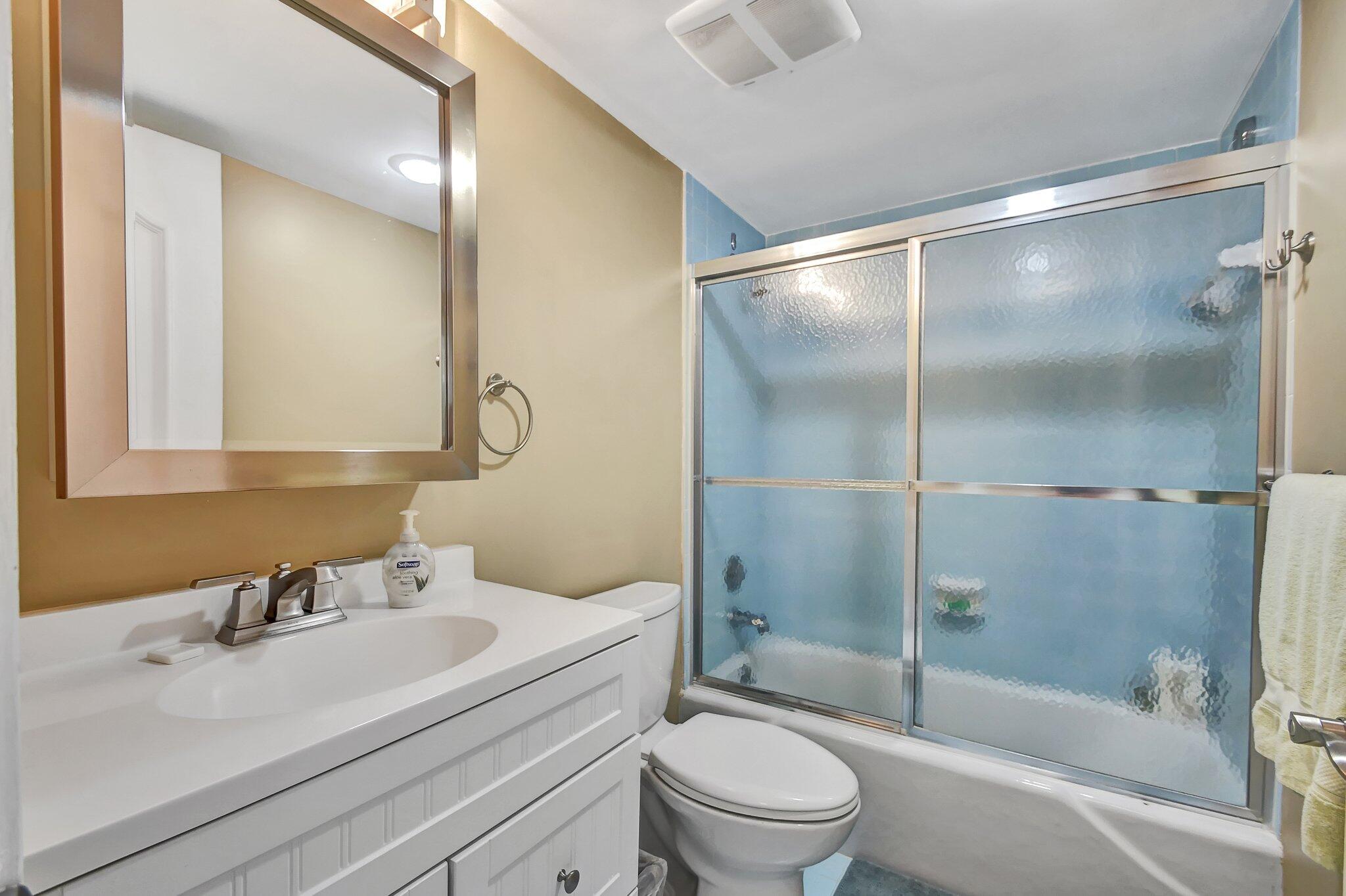 1643 Bridgewood Drive Boca Raton, FL 33434 - Photo 17 of 51 15-web-or-mls-DSC_2706