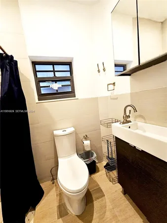 $1,300 | 2109 Red Road, Coral Gables, FL 33155