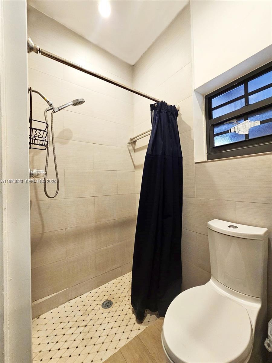 2109 Red Road Coral Gables, FL 33155 - Photo 7 of 9