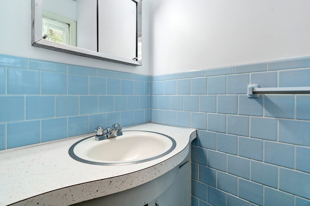 12 Nipmuck Road Paxton, MA 01612 - Photo 17 of 24 Gallery Image 17