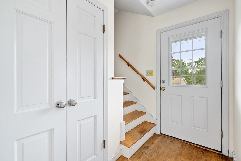 12 Nipmuck Road Paxton, MA 01612 - Photo 3 of 24 Gallery Image 3