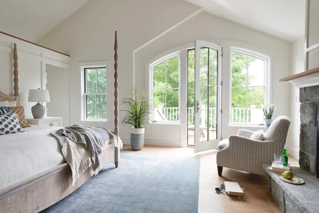 $3,100,000 | 169 Main Street, Wenham, MA 01984