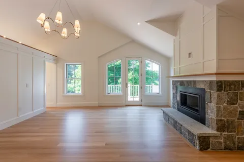 $3,100,000 | 169 Main Street, Wenham, MA 01984