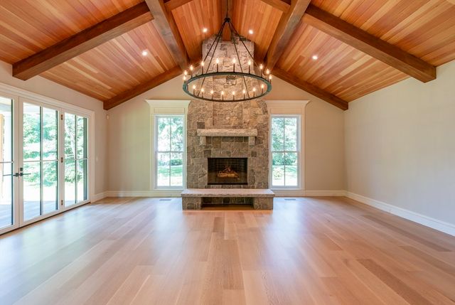 $3,100,000 | 169 Main Street, Wenham, MA 01984