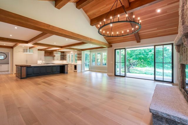 $3,100,000 | 169 Main Street, Wenham, MA 01984