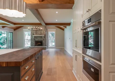 $3,100,000 | 169 Main Street, Wenham, MA 01984