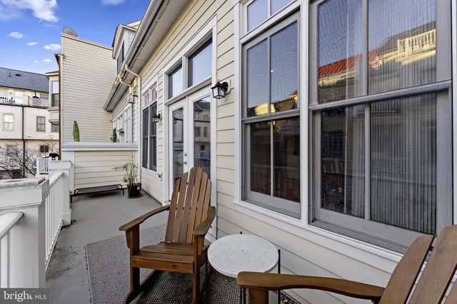 $1,395,000 | 1815 Potomac Greens Drive, Alexandria, VA 22314