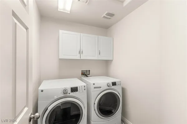 $2,194 | 6247 Sugartree Avenue, Las Vegas, NV 89141