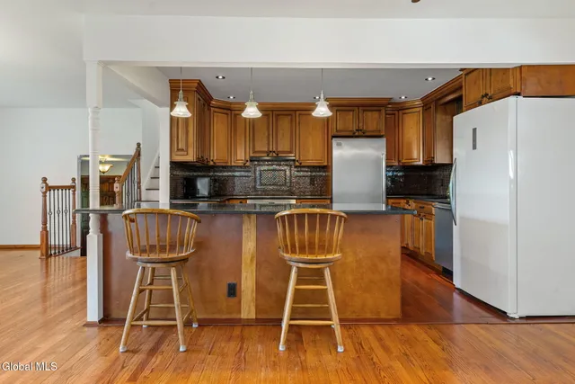 $639,000 | 55 Alpine Drive, Colonie, NY 12110