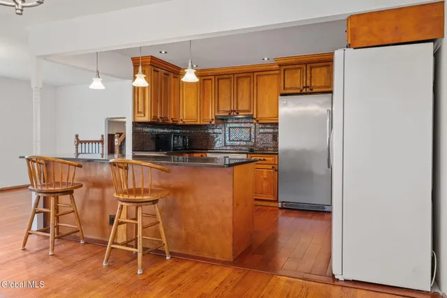 $639,000 | 55 Alpine Drive, Colonie, NY 12110