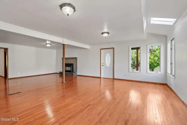 $639,000 | 55 Alpine Drive, Colonie, NY 12110