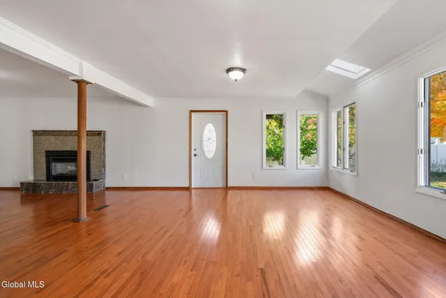 $639,000 | 55 Alpine Drive, Colonie, NY 12110