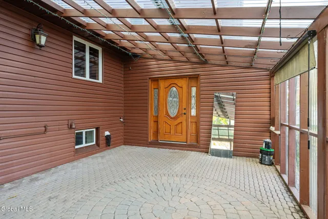 $639,000 | 55 Alpine Drive, Colonie, NY 12110